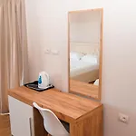 Ionian Hotel *