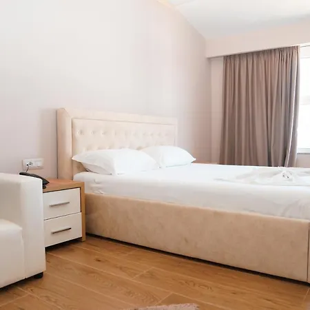 Hotel Ionian *