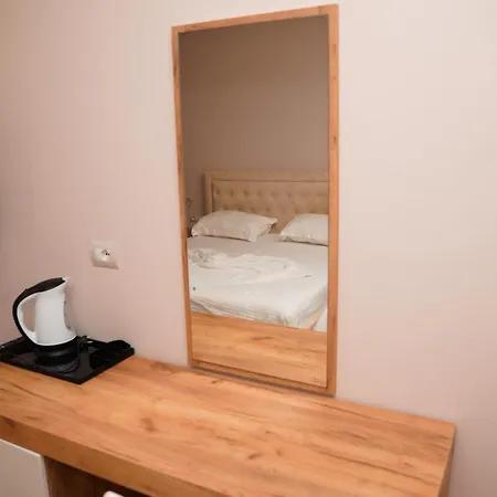 Hotel Ionian *